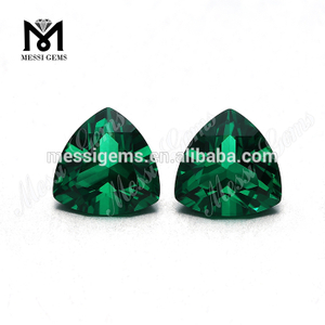 Trilhões de pedras preciosas nano verdes cortadas de 10 x 10 mm