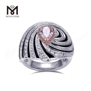 O fascínio do anel de diamante em forma de pêra com diamante rosa cultivado em laboratório de 2 quilates